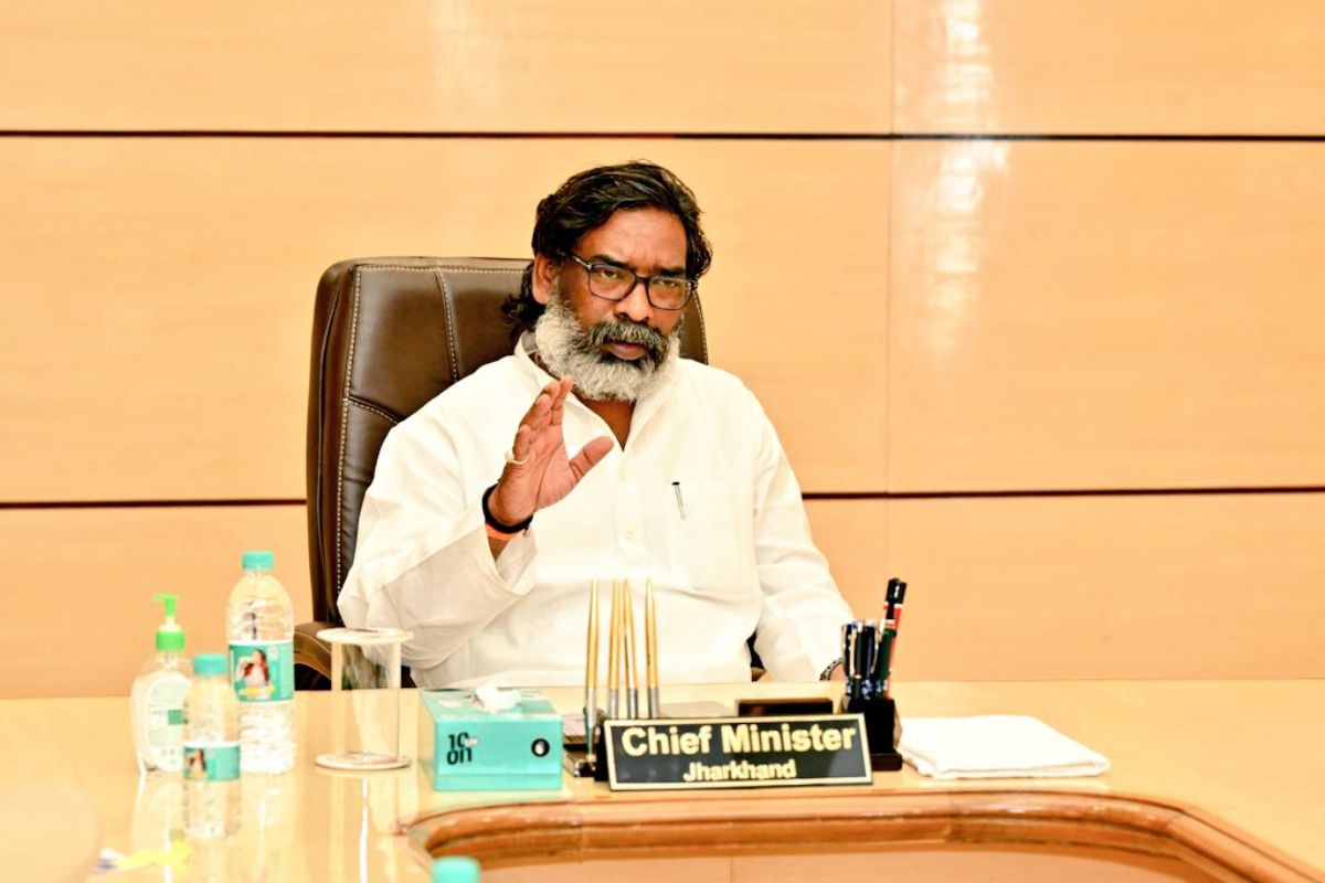 झारखंड में 13वें दिन भी छात्रों का प्रदर्शन जारी, क्या बातचीत के लिए तैयार हुई हेमंत सरकार?