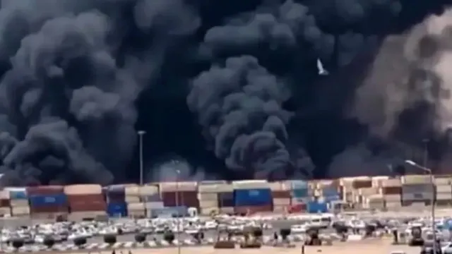 इधर ट्रंप करते रहे ईरान के साथ अच्छी बातचीत का दावा, उधर होर्मुज में हुए धमाके