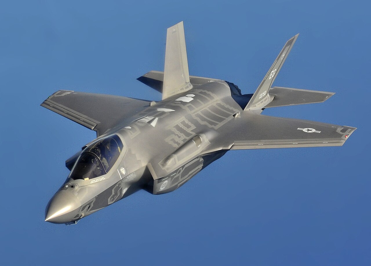 चीन कैसे पहुंचे F-35 स्टील्थ जेट के हिस्से? पेंटागन करेगा जांच, अमेरिका में बढ़ी टेंशन